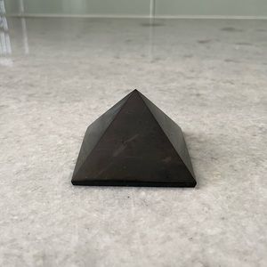 Polished Shungite Pyramid 50mm